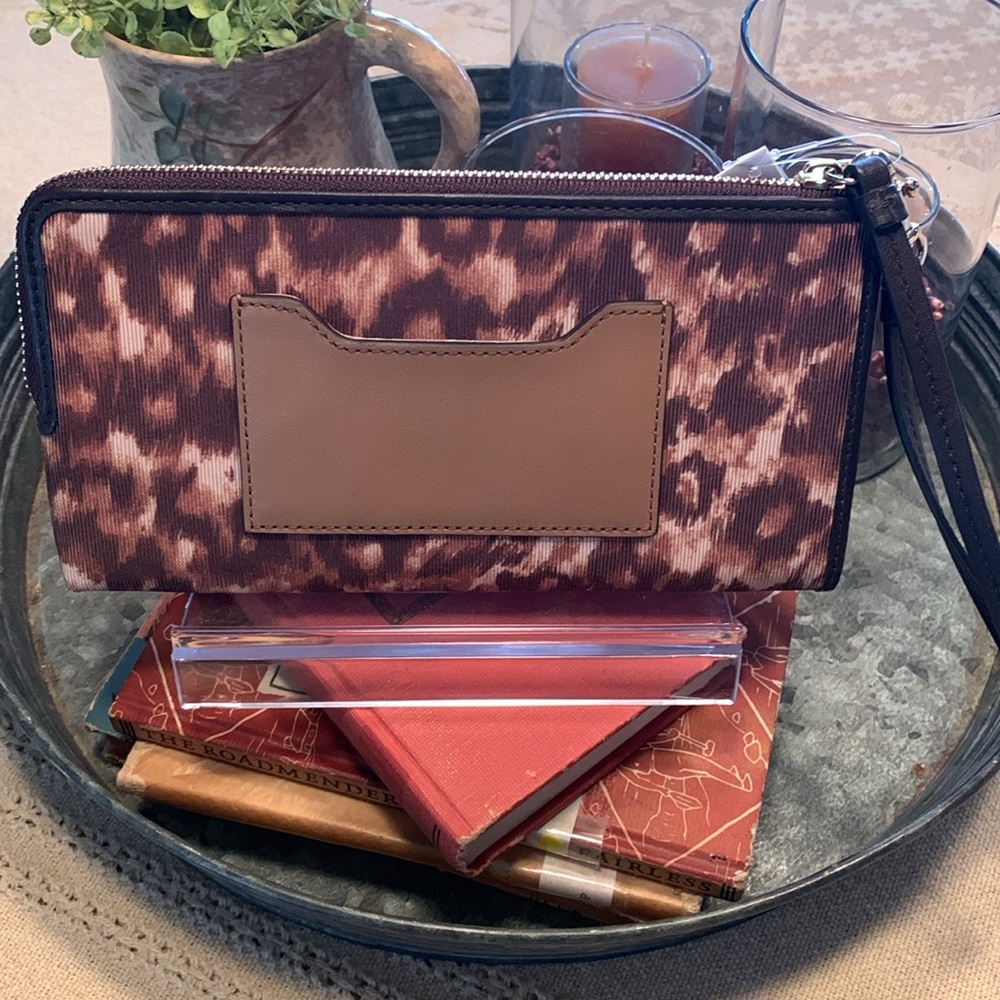 Coach cheetah wallet wristlet - Picture 2 of 5